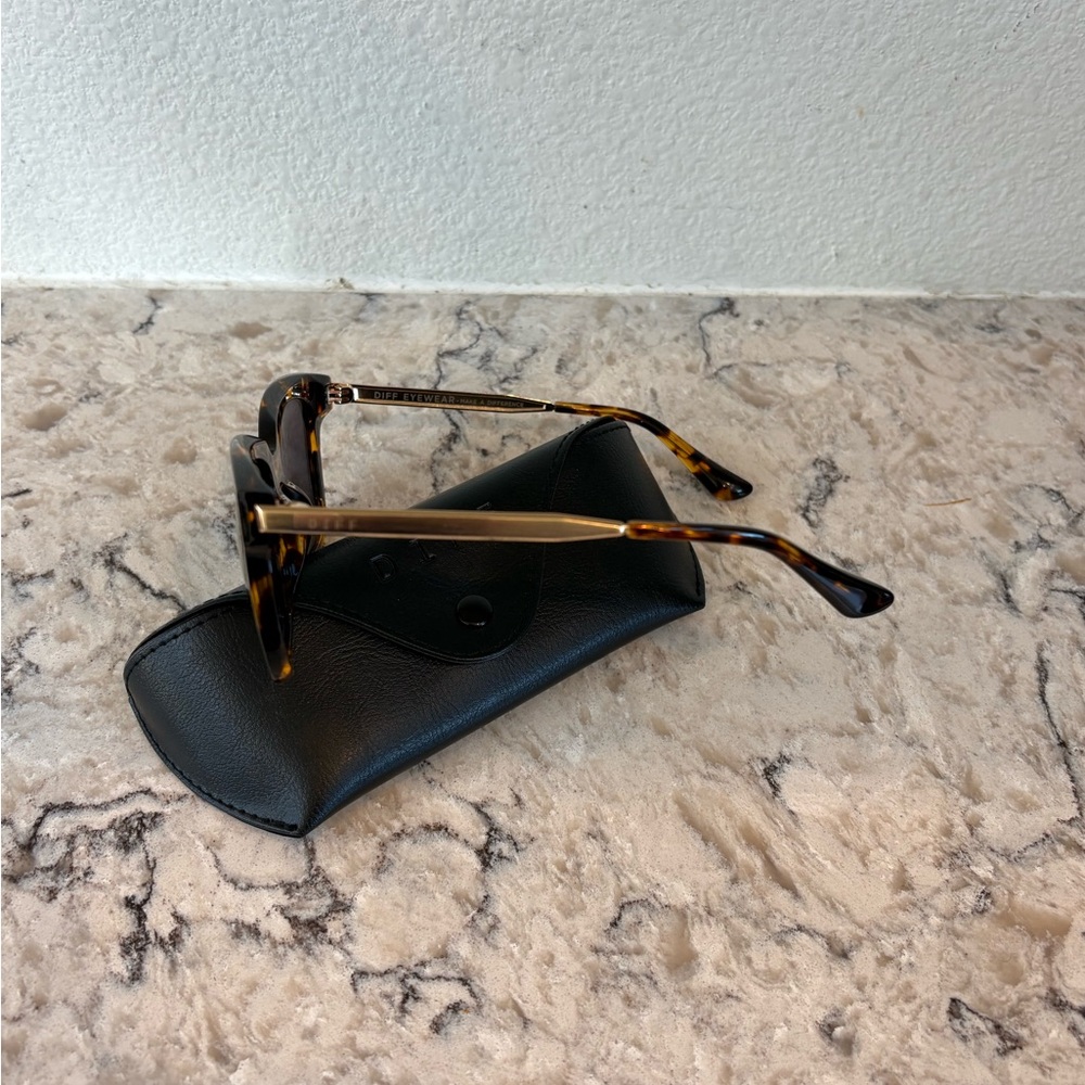 Diff Oversized Eyewear Tortoise Frame Sunglasses … - image 6
